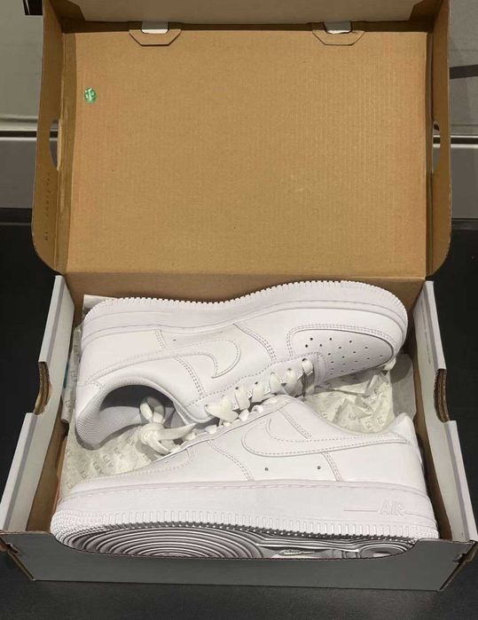 Buty meskie Mokasyny Nike_ Air_ Force_ 1_ Low '07_ Biały R.40