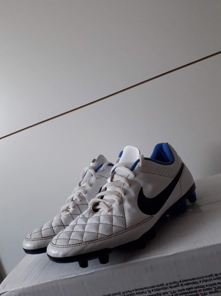 Korki nike tiempo poł profy 40r