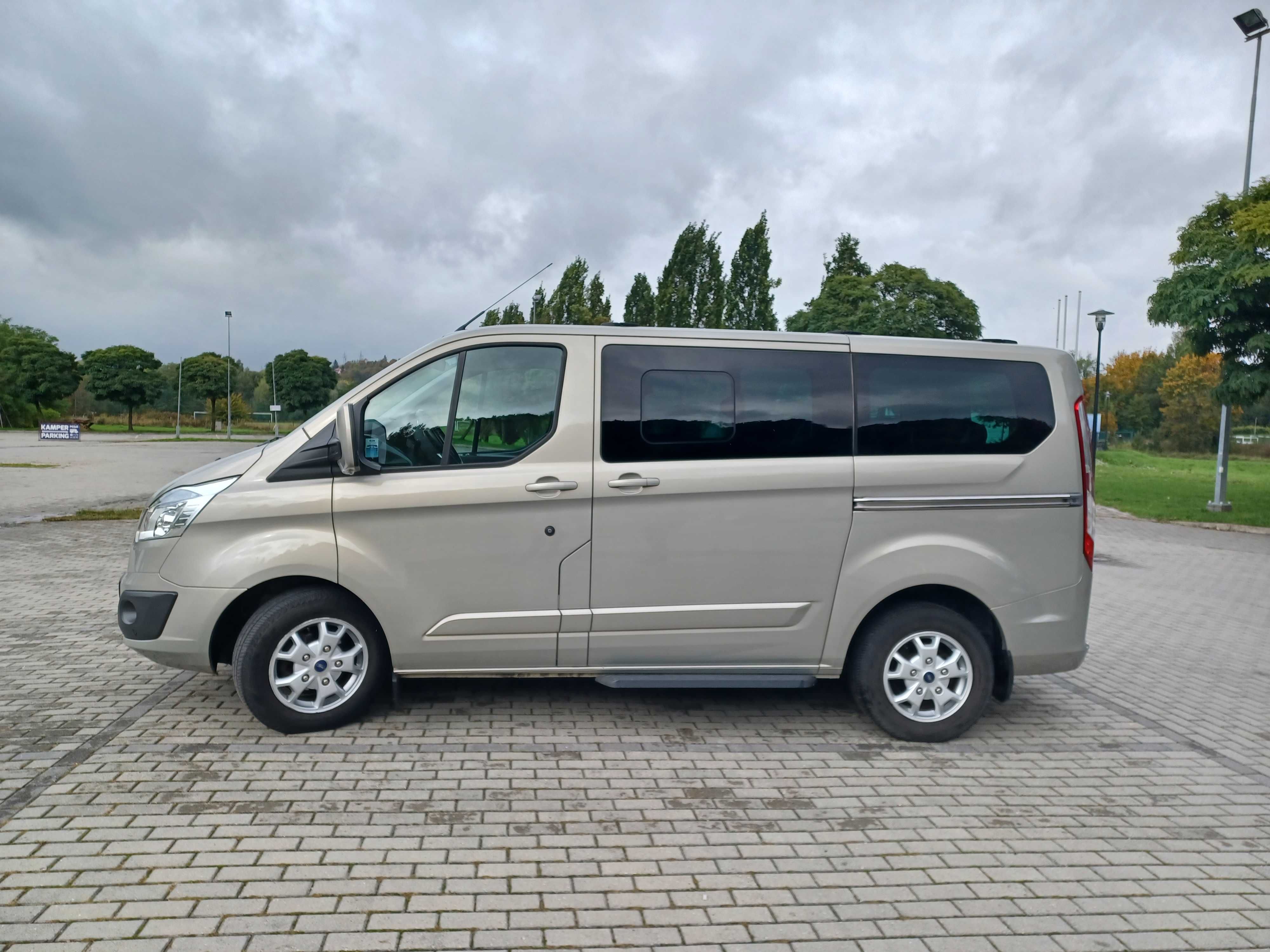 Ford Tourneo Custom  2015r.  L1