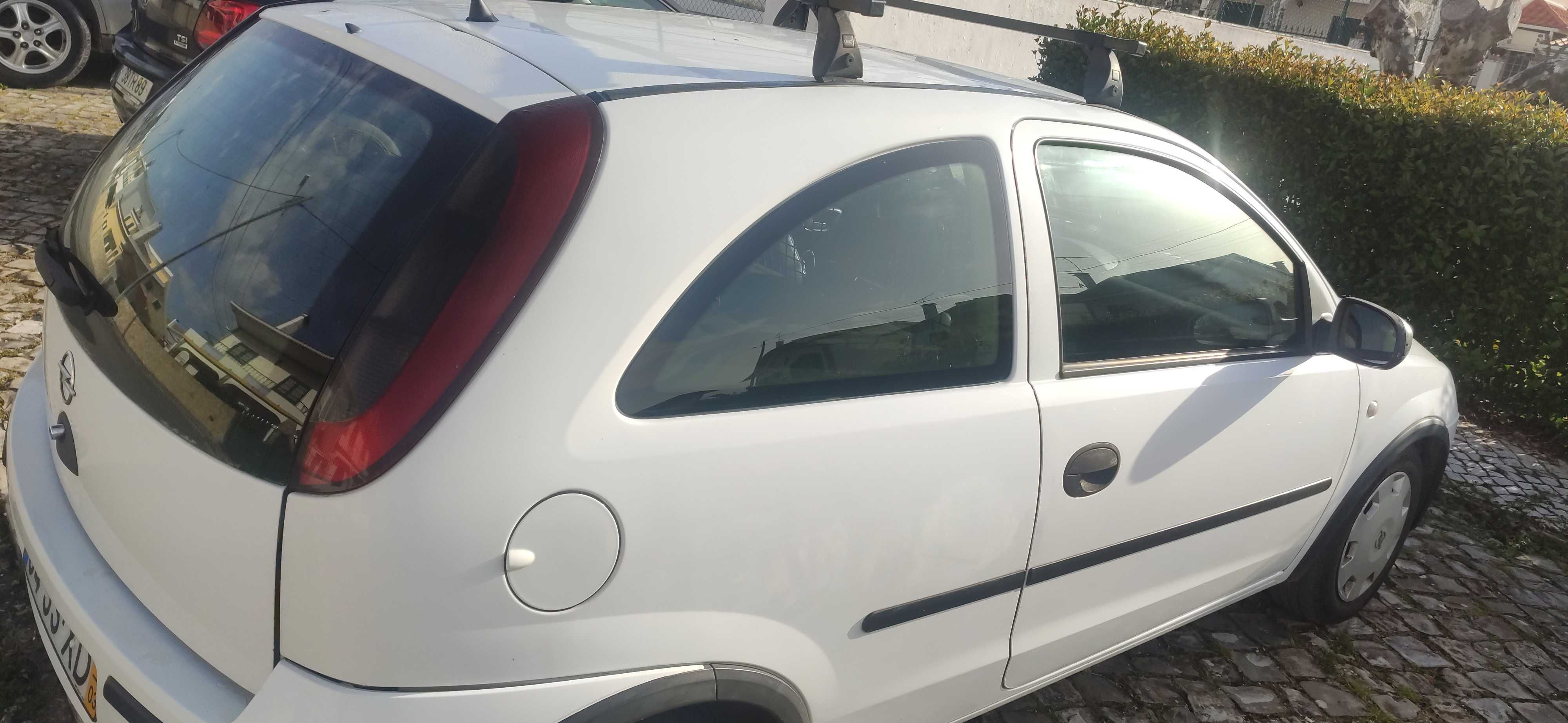 Opel corsa 1.3 CDTI comercial 2004