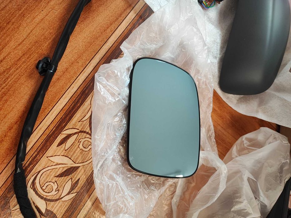 Peugeot 407 coupé - retrovisor