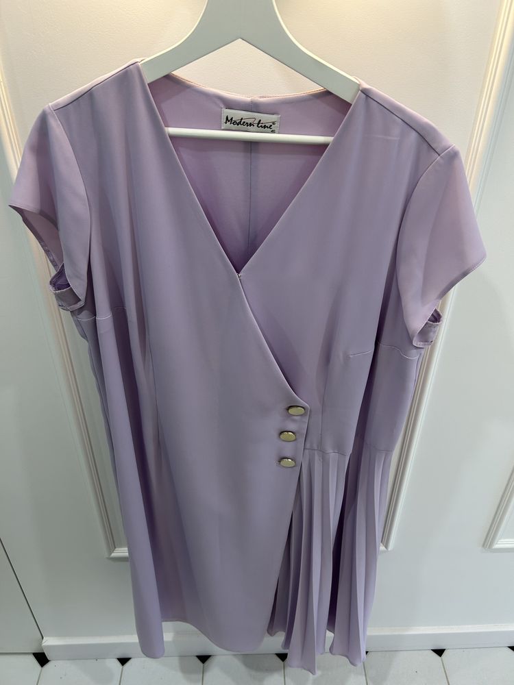 Elegancka sukienka liliowa jasna fioletowa komunia 46 xxl prosta