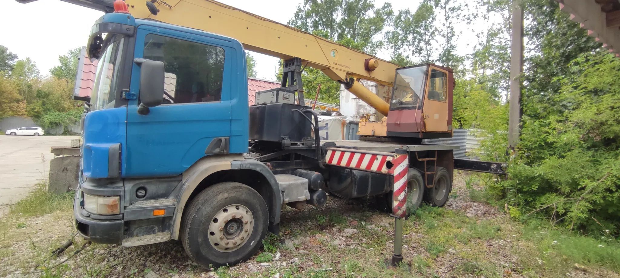 Scania 94C  Scania 94C, 260 żuraw, właściciel od 10 lat