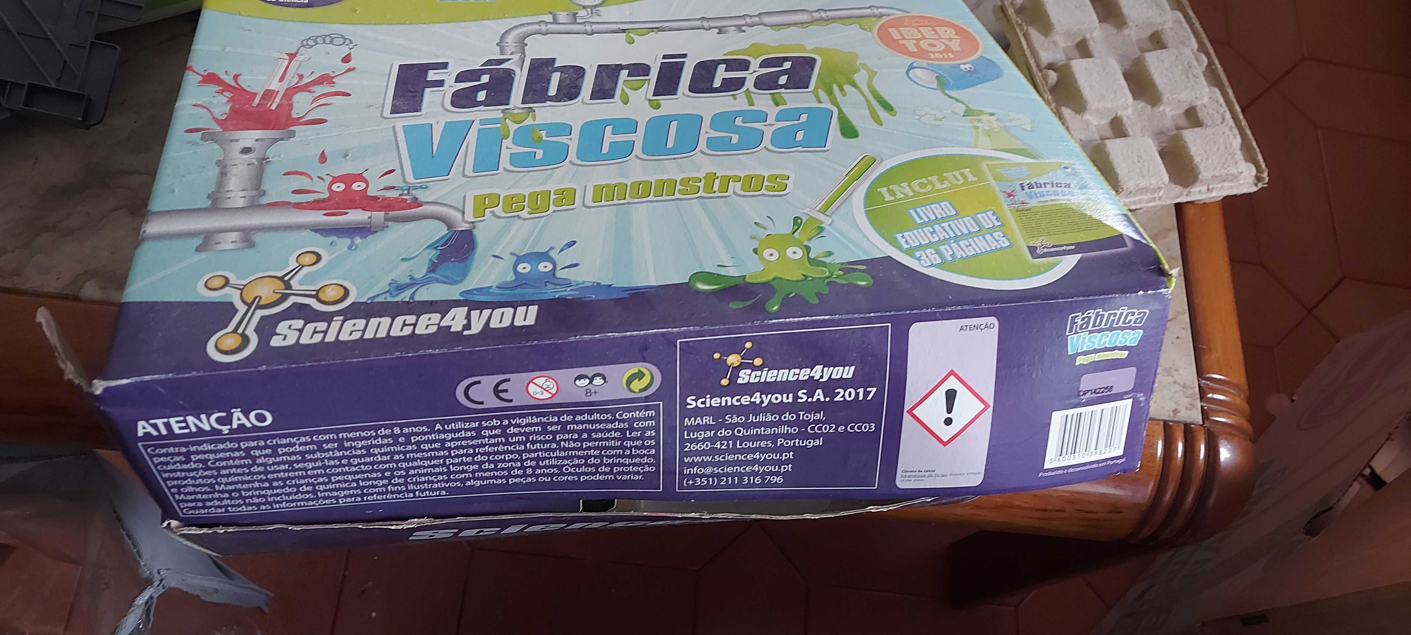 Fabrica viscosa, pega monstros