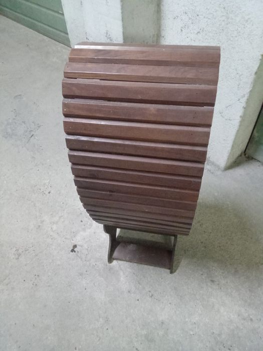 Garrafeira em madeira