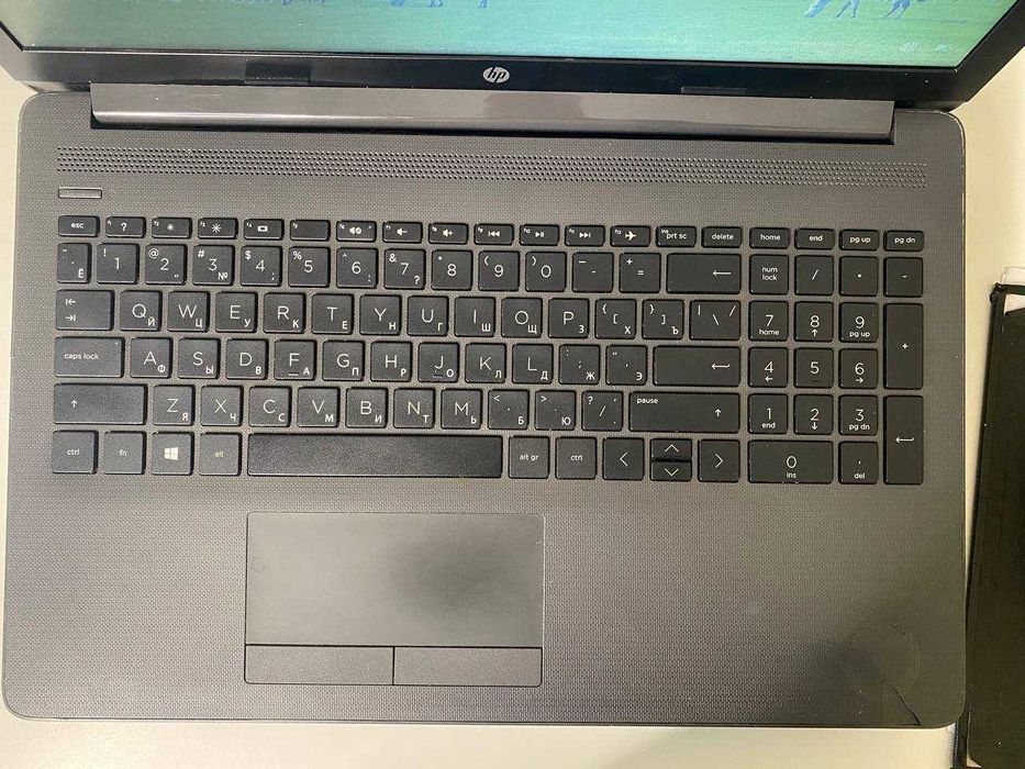 Ноутбук HP 255 G7 15"