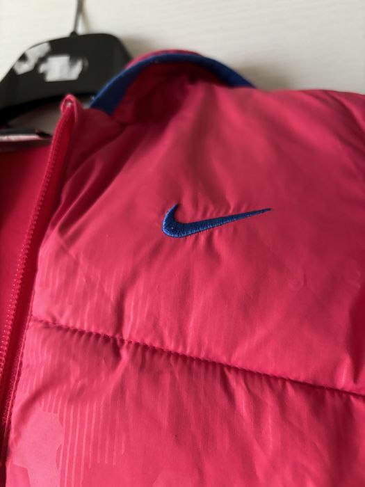Kurtka dziecieca różowa NIKE