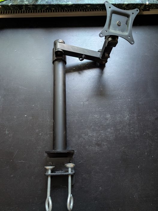 Uchwyt na monitor VESA. Długie ramię, stalowy.