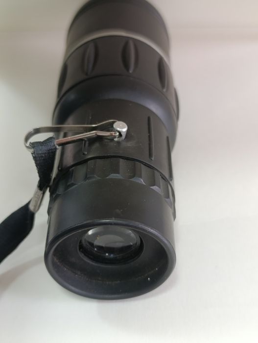 Монокуляр Bushnell "16×52 66m/8000m"