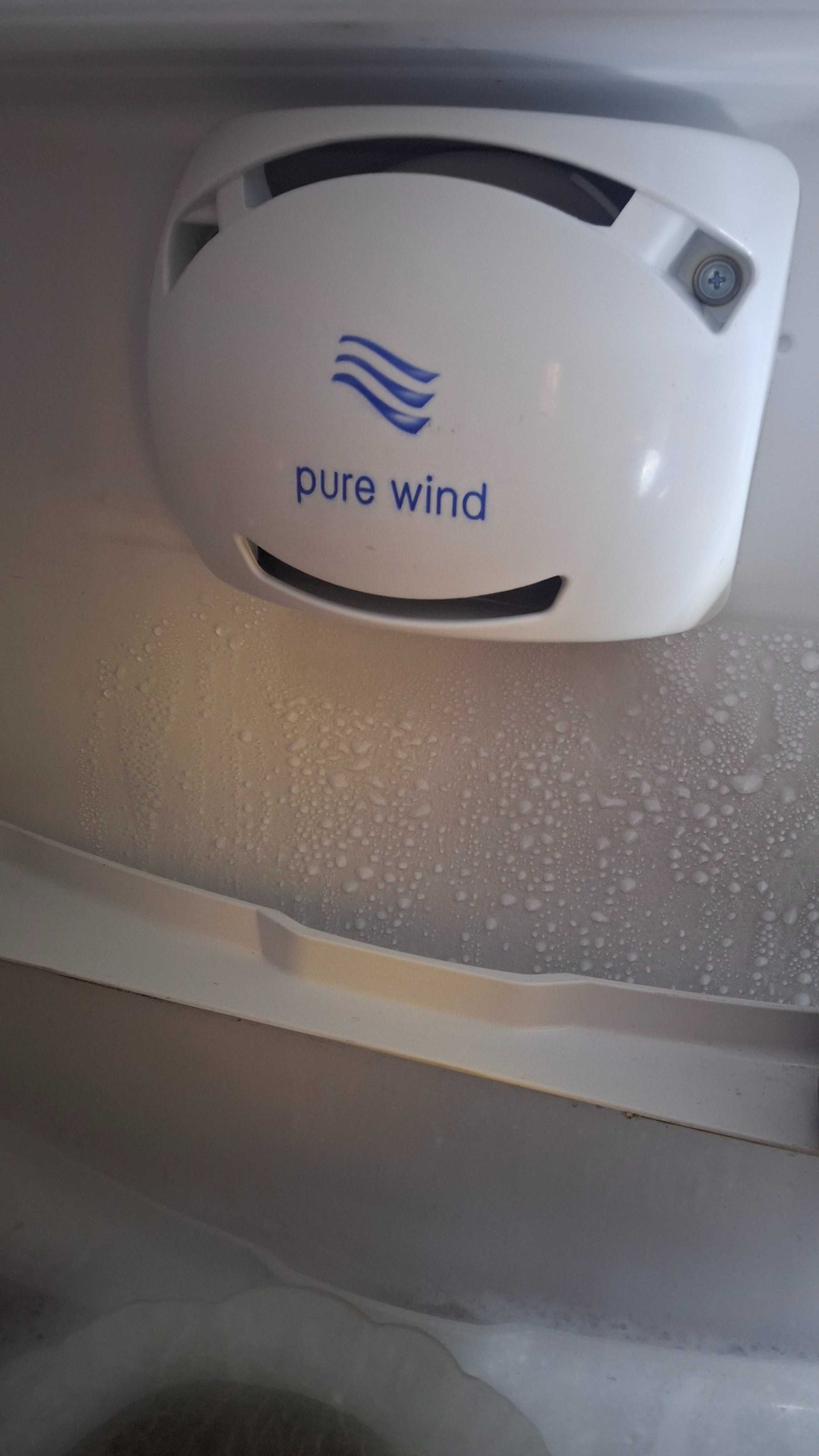 Frigorífico Indesit Combinado 2 portas