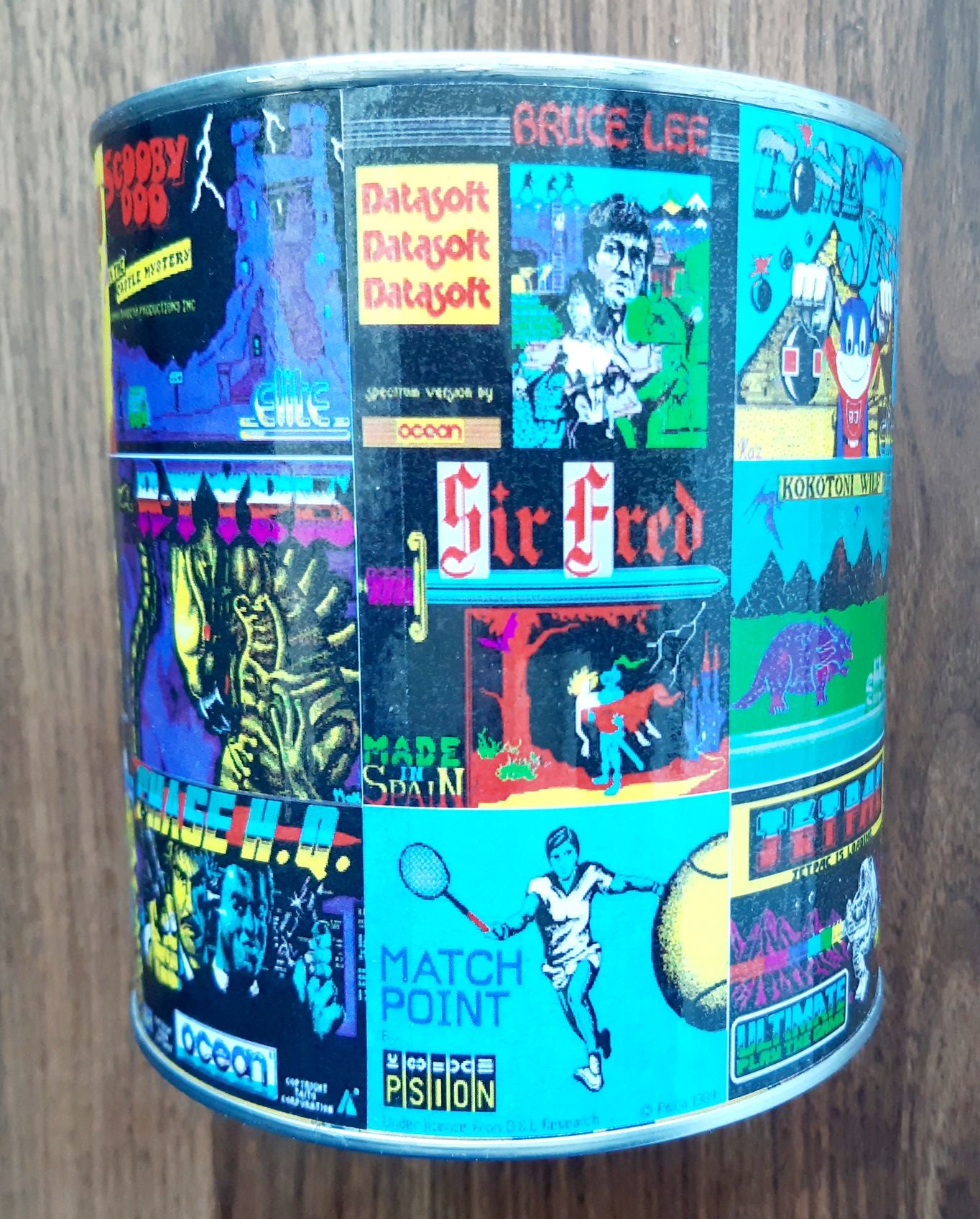 Latas porta lápis e canetas com motivo jogos ZX Spectrum