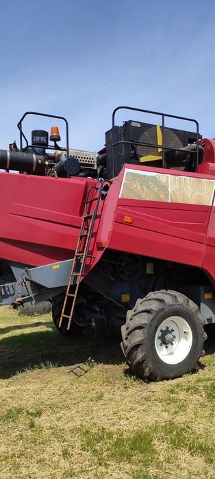 Продам комбайн КЗС 1218