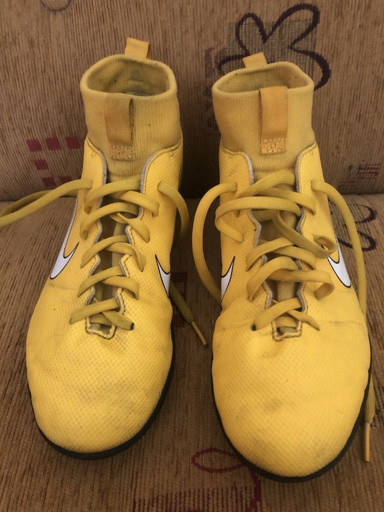 Nike neymar club z skarpeta rozmiar 38