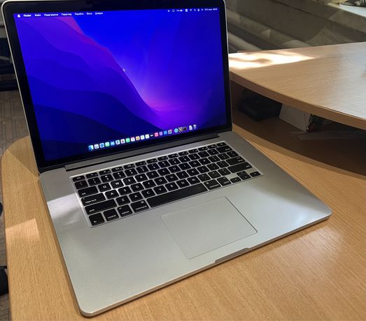 MacBook Pro 15 Retina 2.5 Core i7 16/512 SSD AMD R9 2015
