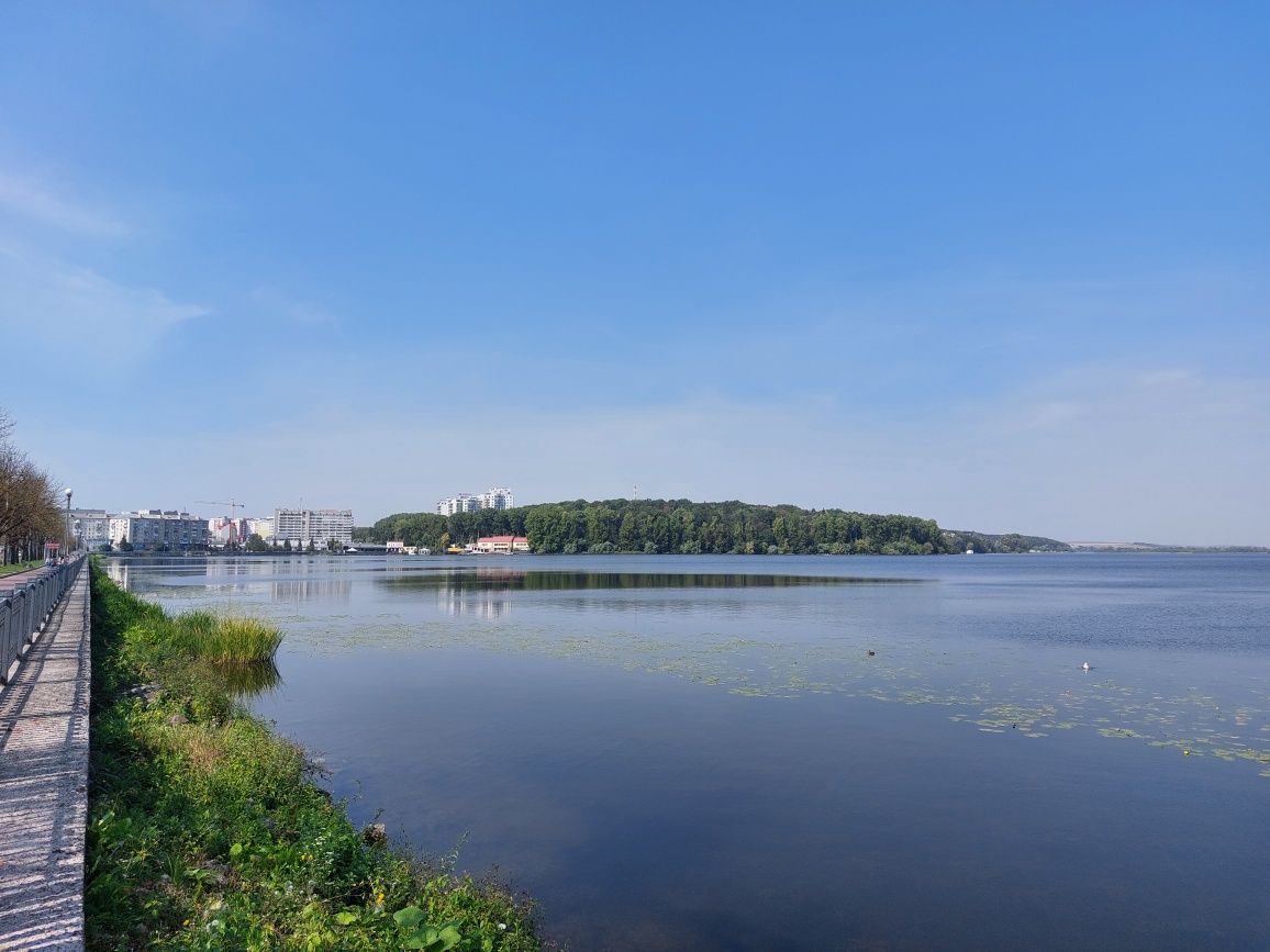 Подобова оренда ЖК ПАНОРАМА вул.Чумацька 2-озеро, підземний паркінг