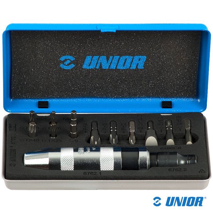 Wkrętak udarowy UNR-6762 trzpień 1/2" z bitami