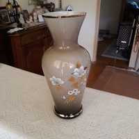 Przeuroczy nowy wazon