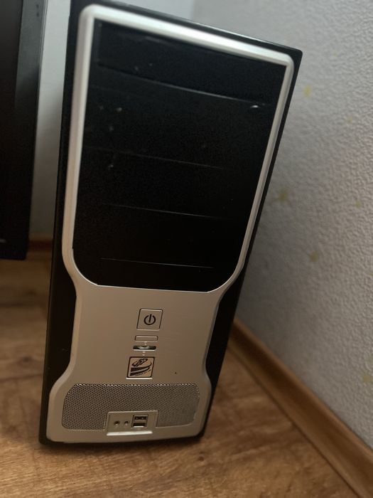 Продам компʼютер