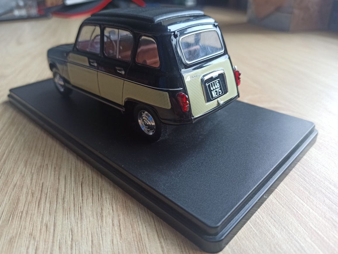 Модель Renault 4 perisienne 1964 1/24 оригинал