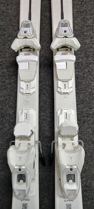 Narty 157 cm Atomic CLOUD C8 + wiązanie M10 2023r.