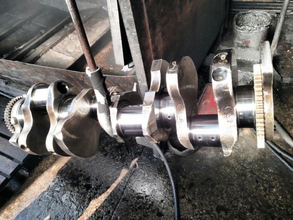 Коленвал Колінвал  камаз(радянський).є блок,головки,шатуни