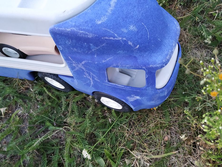 Zestaw zabawek motorek jeździk odpycha trójkołowiec laweta little tike