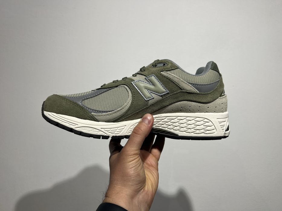 Кросівки чоловічі New Balance 2002 U2002RCA ориігнал