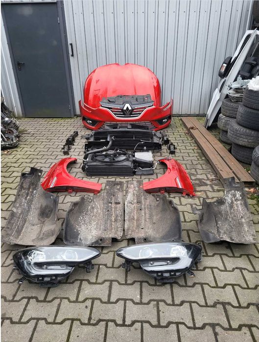 Бампер передній з розборки Renault Megane IV 4 інші Рено шрот запчасти