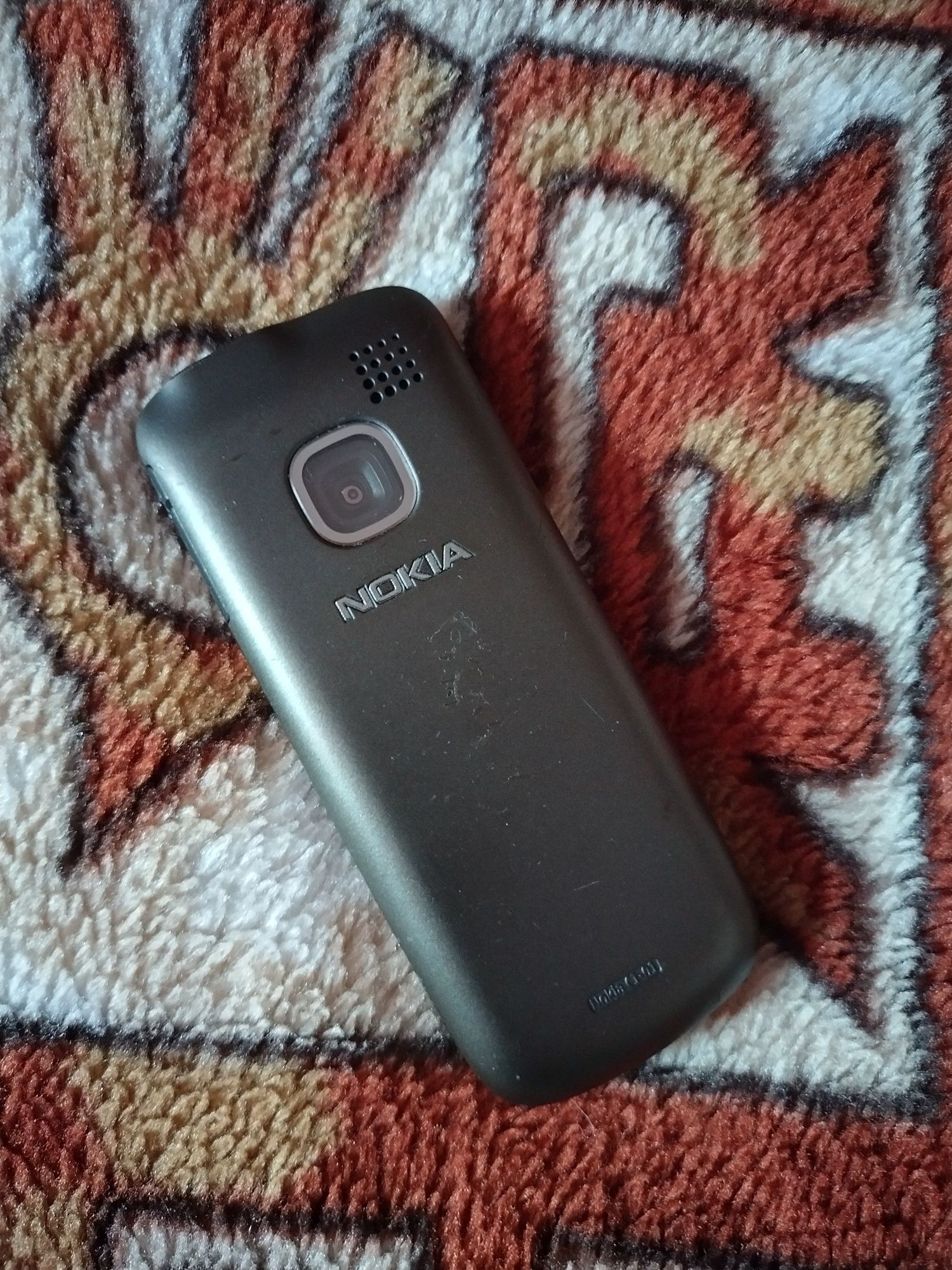Продам телефончик Nokia C1-01