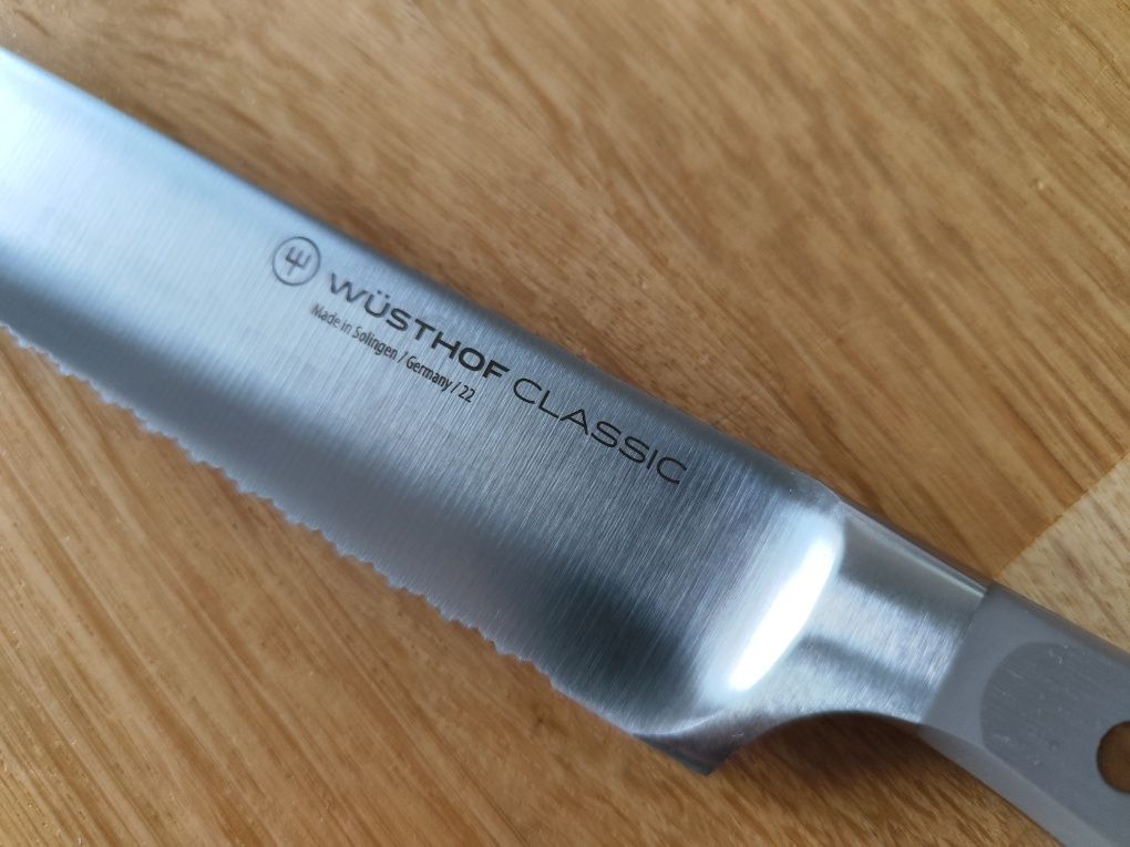 Niemiecki nóż WUSTHOF Classic do chleba 23cm limitowany kolor solingen