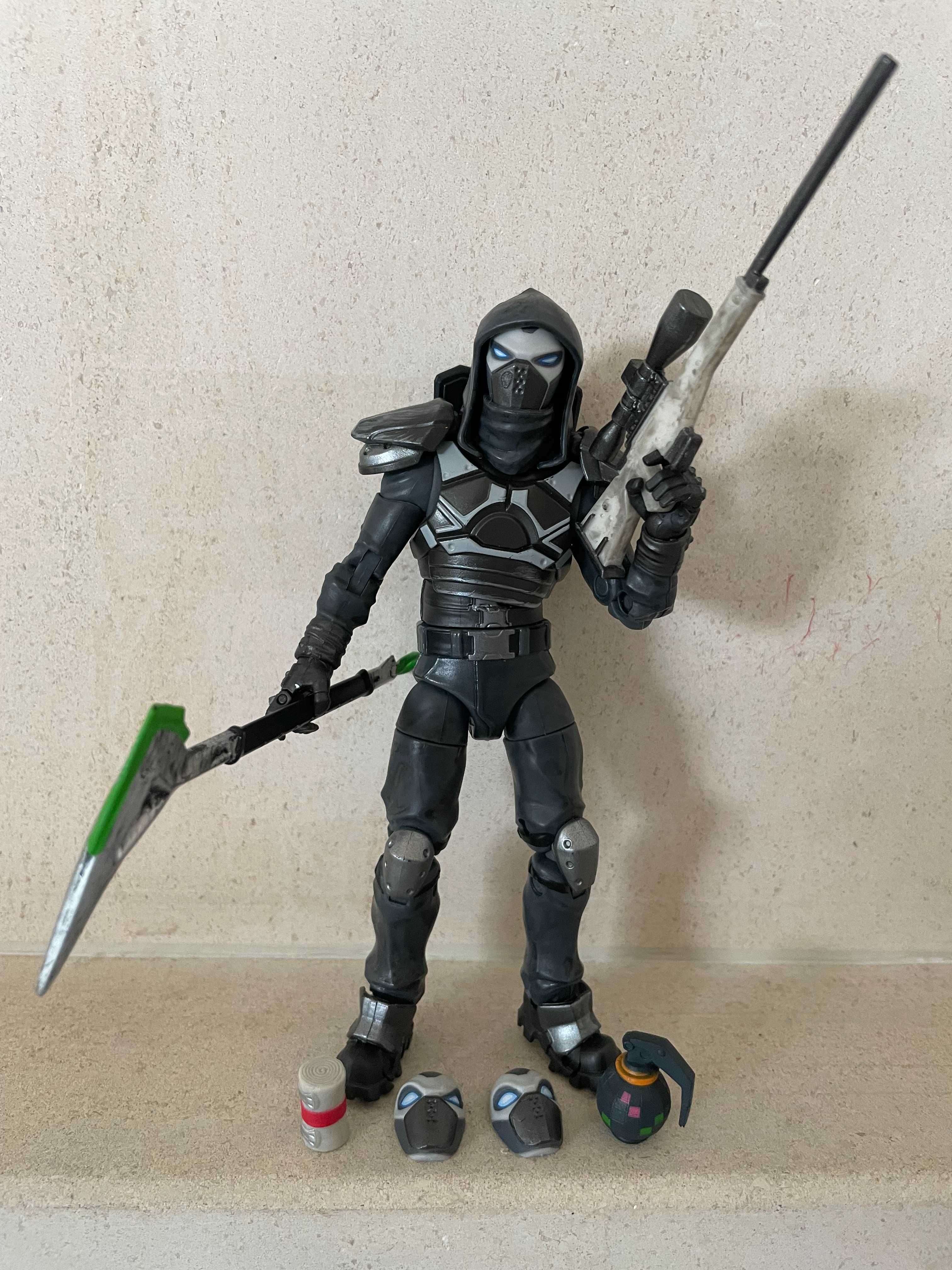 Jazwares Fortnite Legendary Series Enforcer - 6 inch Action Figure