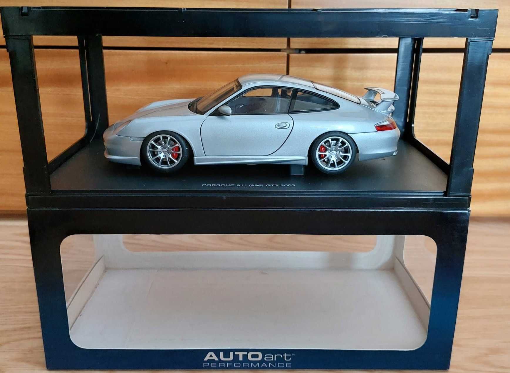 Porsche 911 996 GT3 2003 AUTOart 1:18