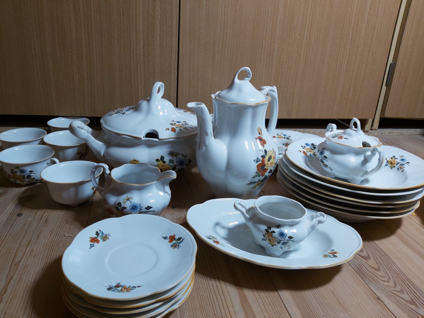 Duży Zestaw porcelany Chodzież