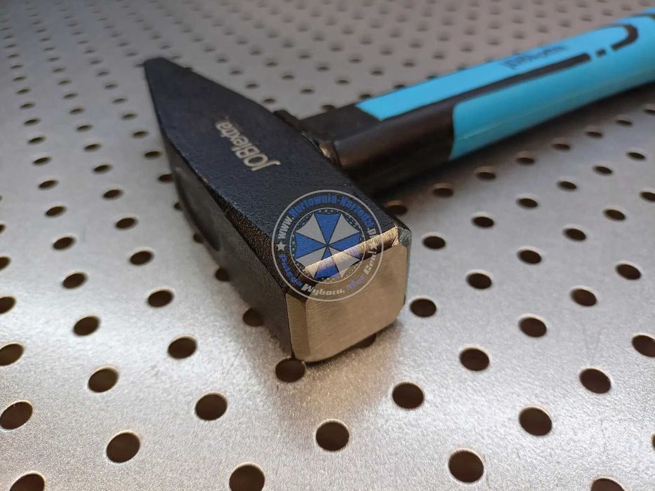 Młotek 0,5kg Młotek ślusarski FIBERGLASS 500g młotek 500g