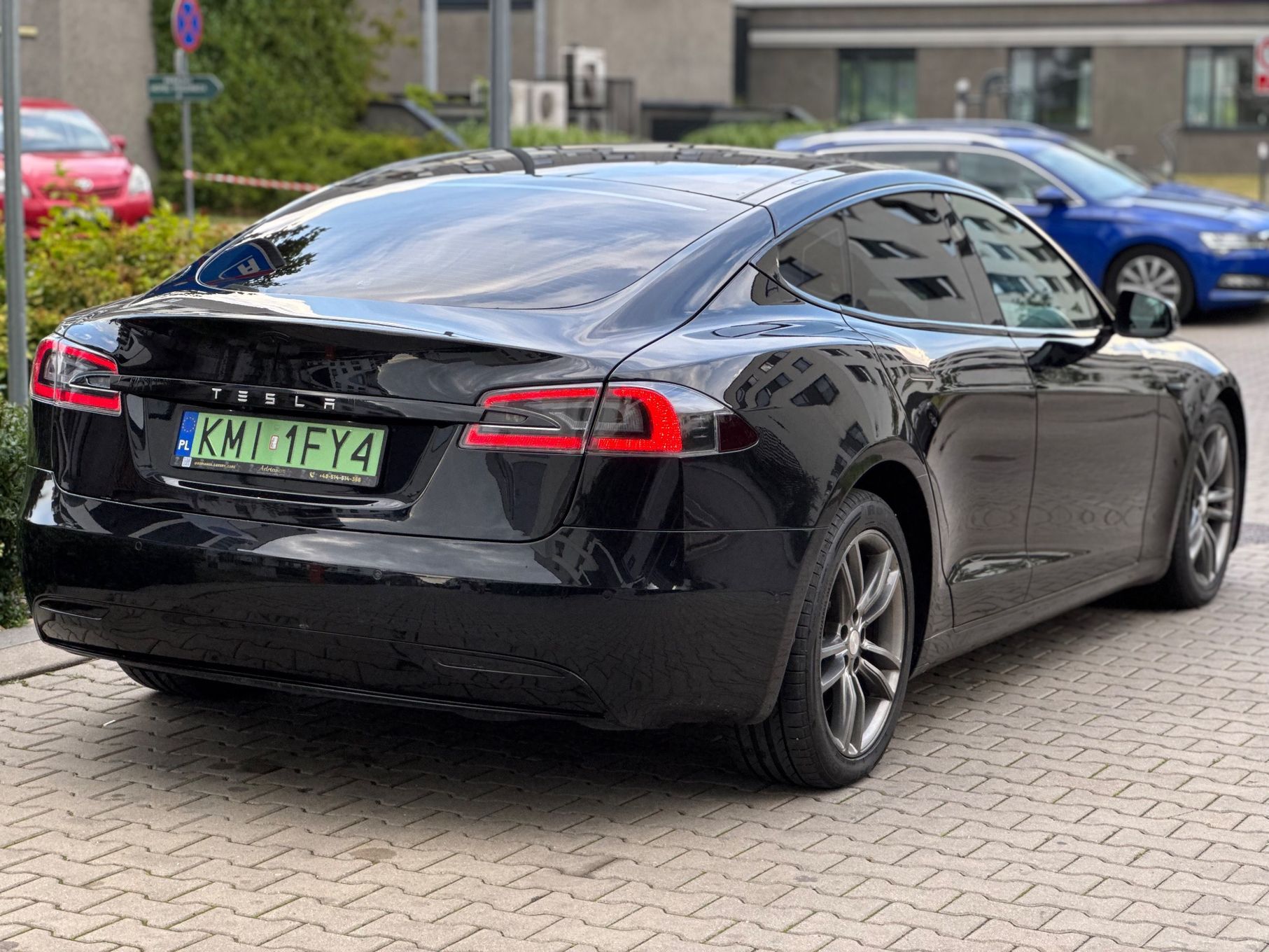 Tesla Model S 525 KM !! 4x4 !! Europa !! Gwarancja !! CCS ! Premium Audio ! Zamiana