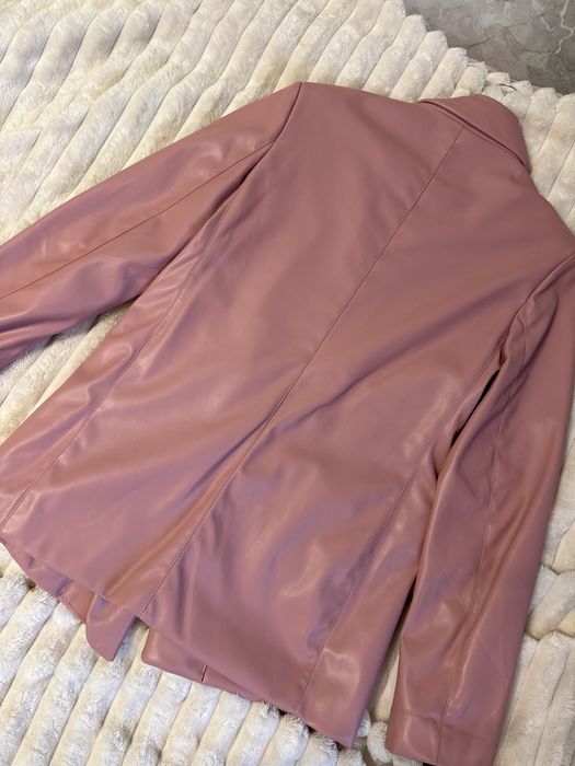 Шкіряний піджак s