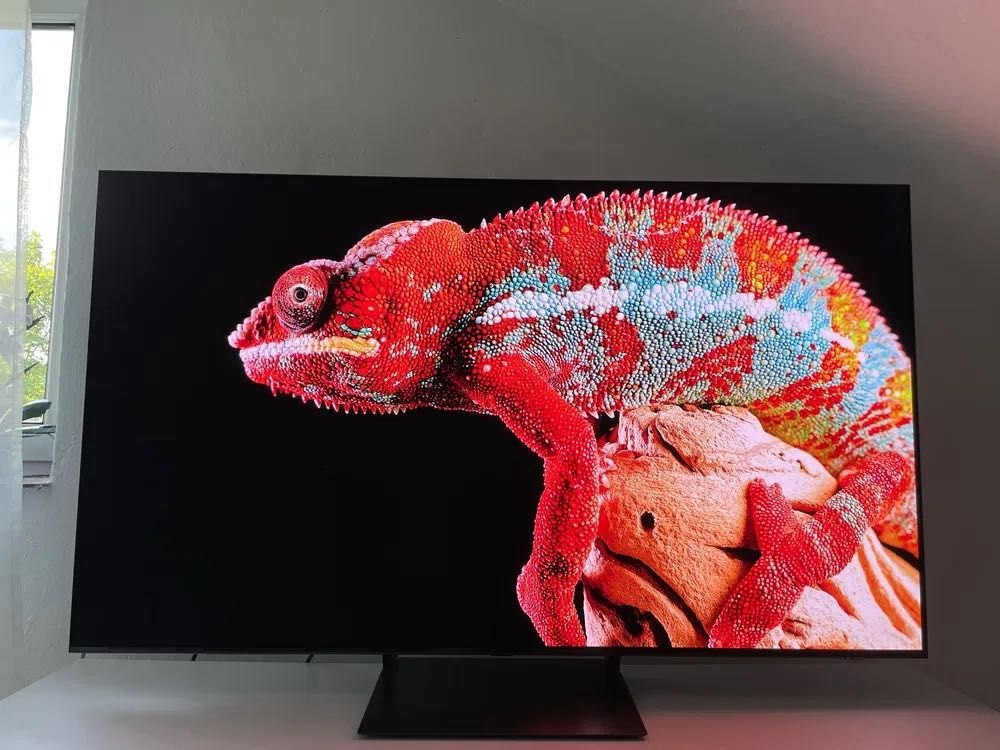 Телевизор Samsung QE-55S92C