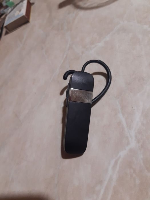 Bluetooth- гарнітура  Sennheiser FLX 70 , Jabra Talk