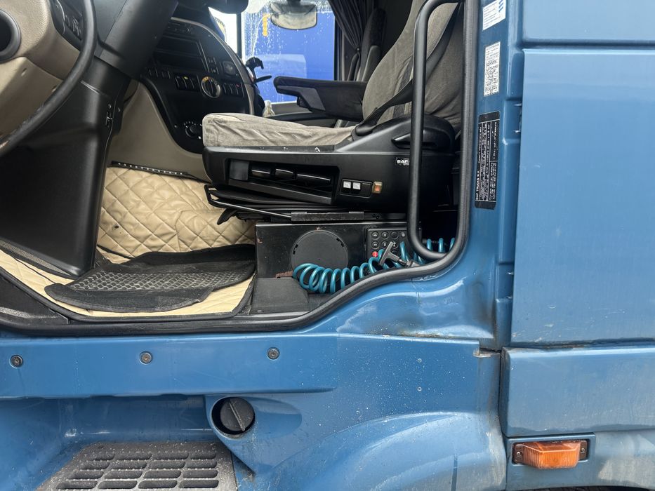 Daf XF 105  EURO 5 tarczka zadbany duza buda