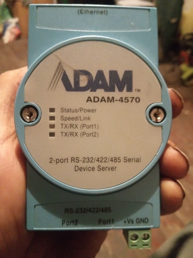 Сервер последовательныхпортов ADAM 4570Adwantech