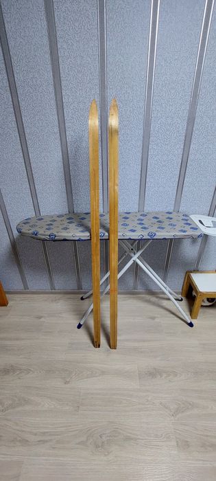 Продам лыжи "Галичанка"