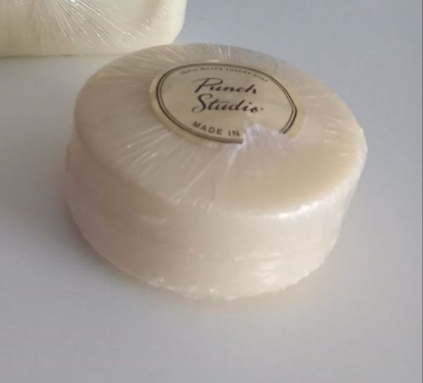 Luksusowe mydło amerykańskie Punch Studio made in USA pachnące okrągłe