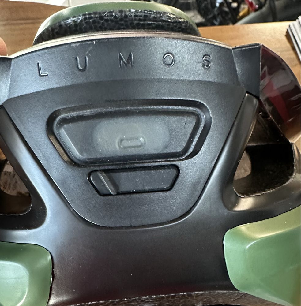 Kask rowetowy LUMOS  ULTRA led bluetooth