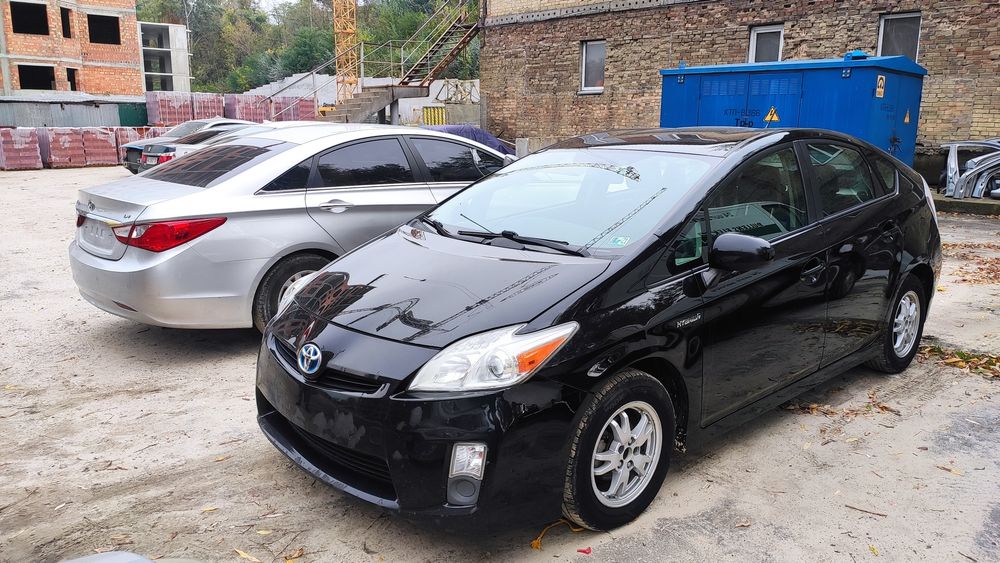 Разборка toyota prius 30/35/plug in/ 50 тойота приус 30/ 50 плагин