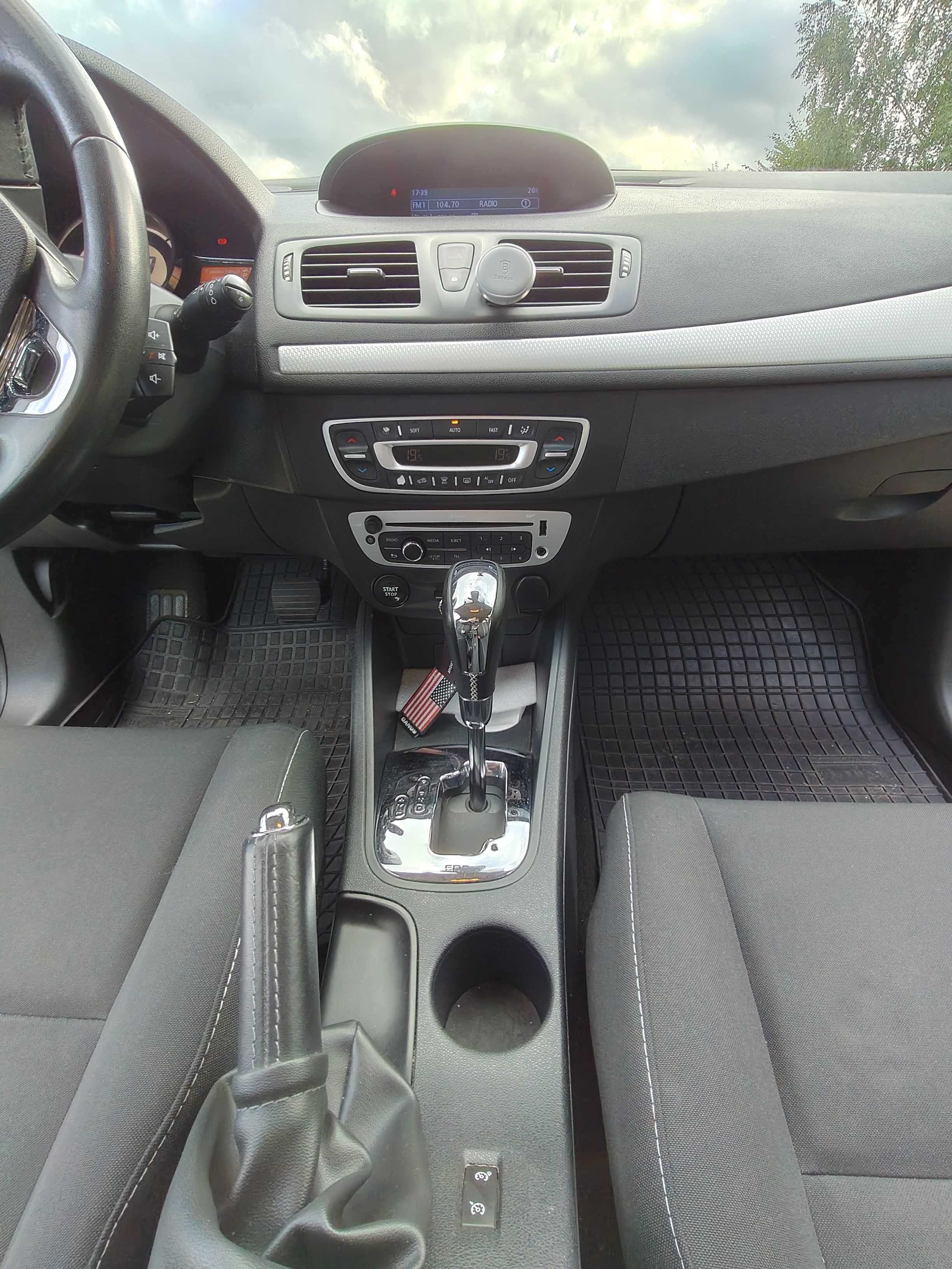 Megane III 2014r. 1.5 dCi 110 EDC automat