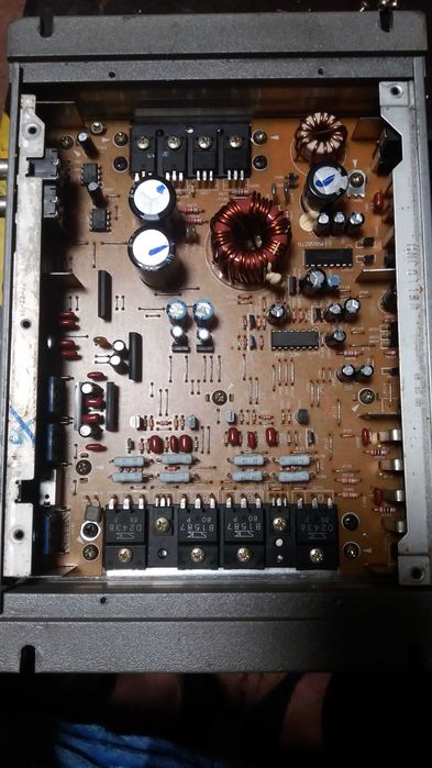 Pioneer усилитель