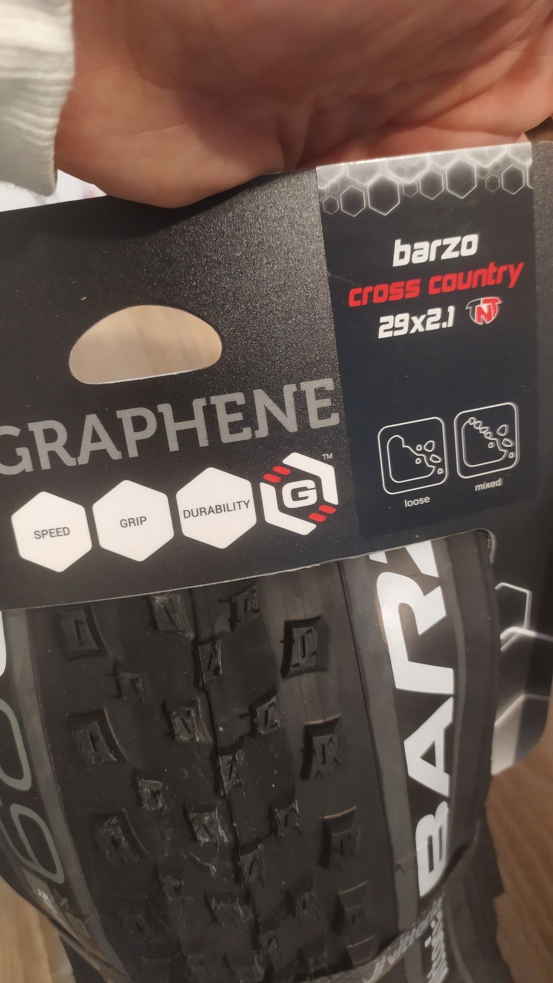 Opony Vittoria Barzo tubeless 29x2.10