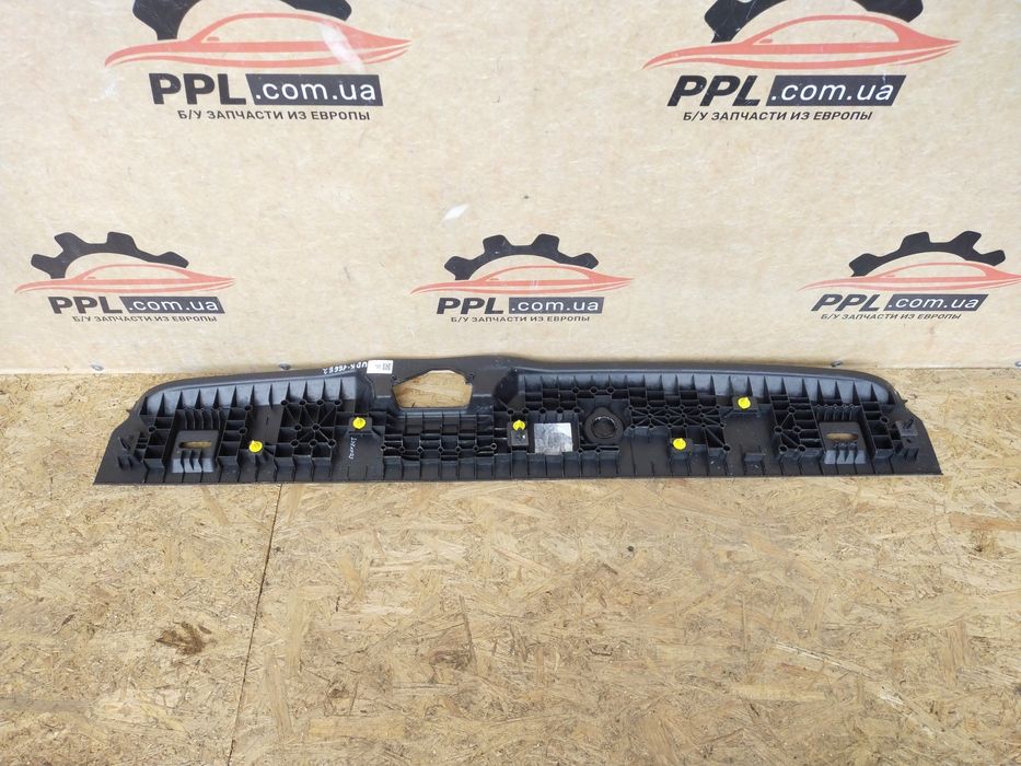 Ford Transit Connect II Mk2 13- накладка задней панели багажника