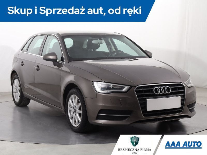 Audi A3 1.4 TFSI, Automat, Xenon, Bi-Xenon, Klimatronic, Tempomat, Parktronic,