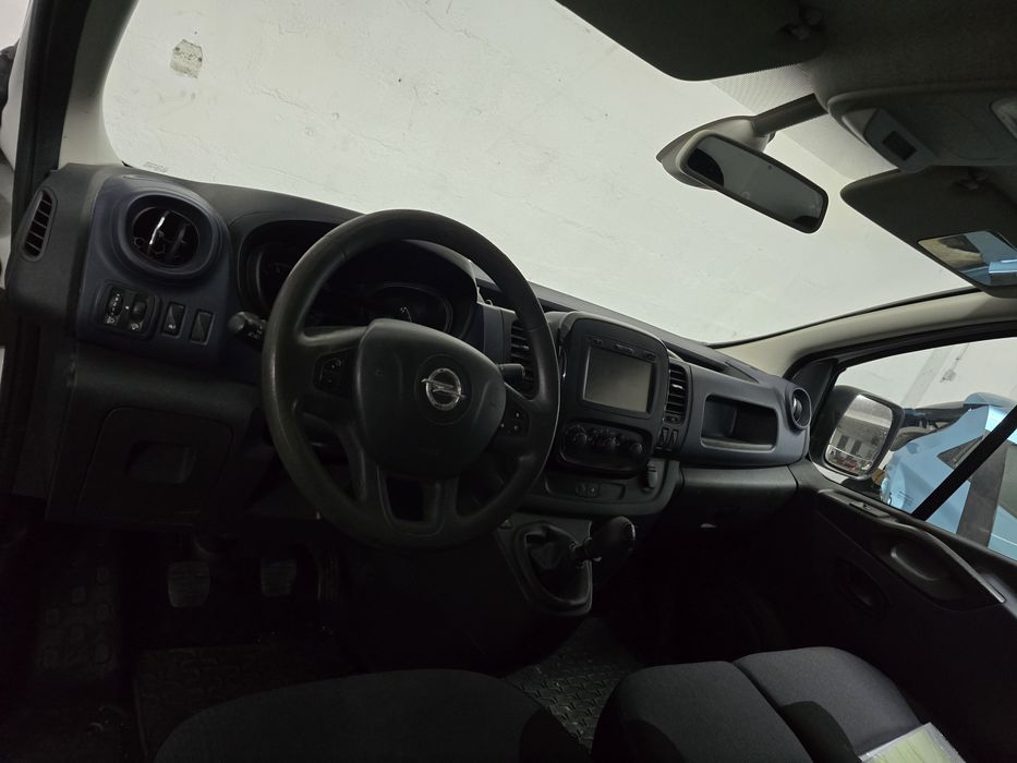 Opel vivaro 2017